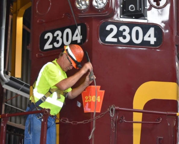 LIRC employee working on train #2304