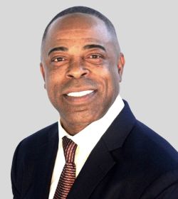 Headshot of new Vice President of New York & Atlantic Railway, Kirk Bedford